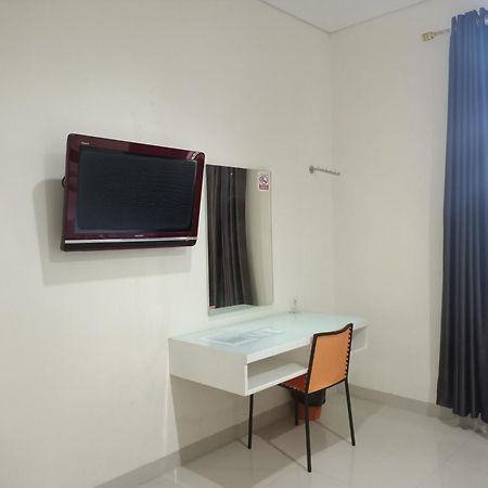 Oyo 93538 Millow Kost Near Gedung Rektorat Iain Parepare Luaran gambar