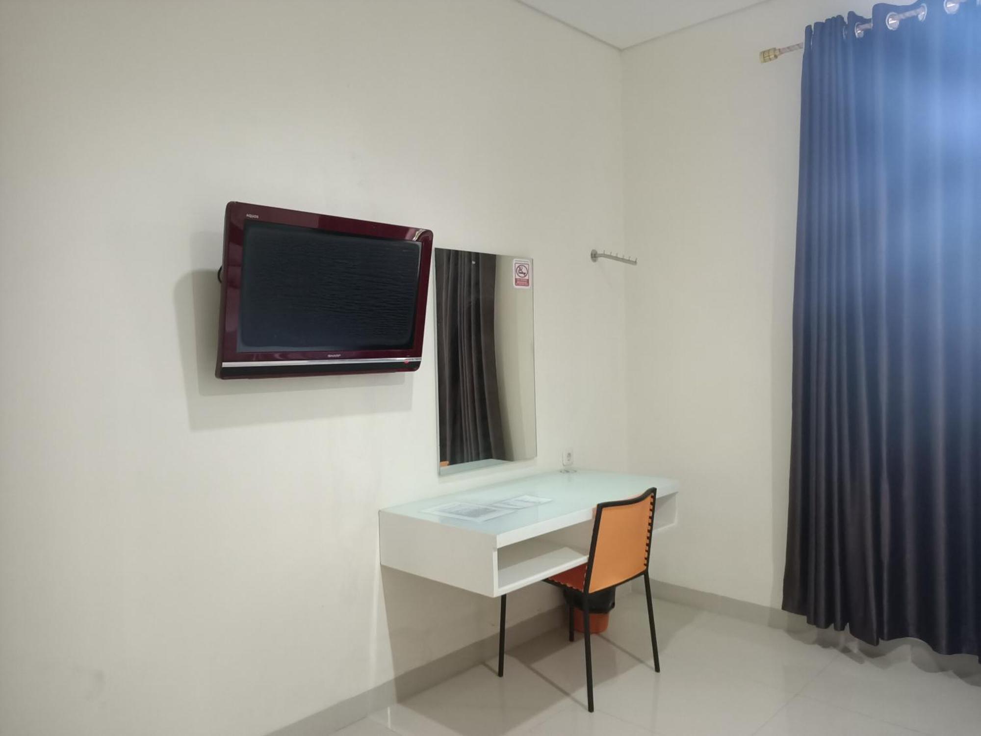 Oyo 93538 Millow Kost Near Gedung Rektorat Iain Parepare Luaran gambar